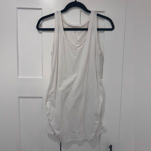 Motherhood Maternity | EUC Side Ruched Scoop
Neck Maternity Tank Top - White